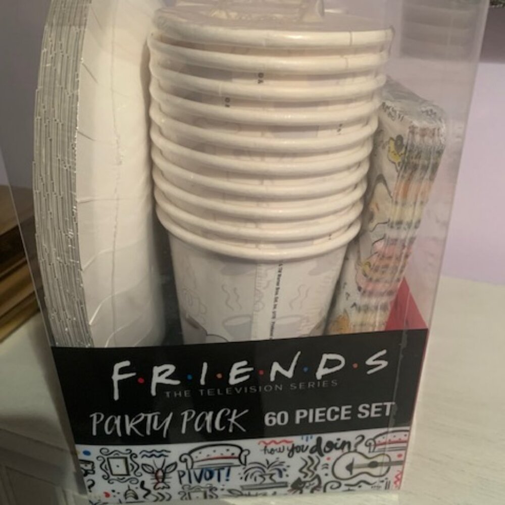 FRIENDS - Central Perk Party Pack! NEW IN BOX
